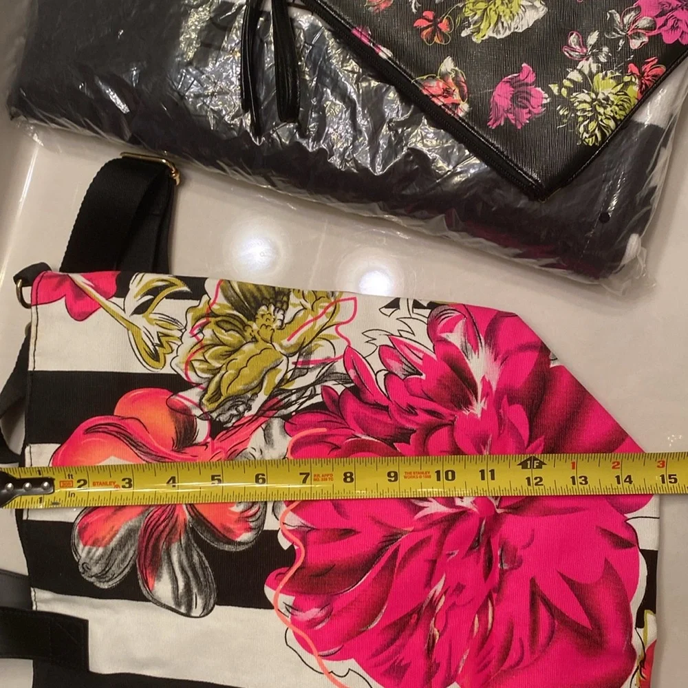 Victoria secret tote and beach towel set